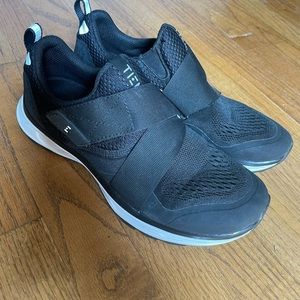 Tiem spinning shoes. Black. Only worn twice